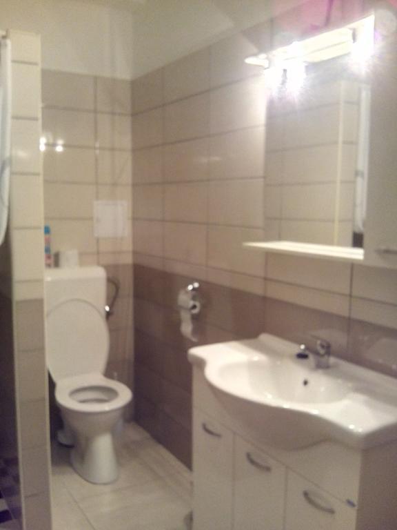 Bastya Apartmanhaz Sárvár Extérieur photo
